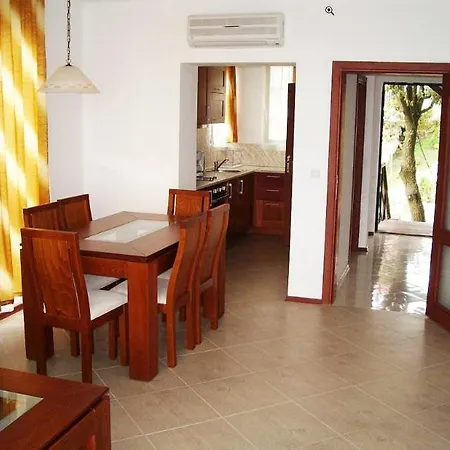 Sunny Hotel